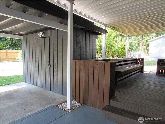 4th image of 11424 36th Drive NE #16