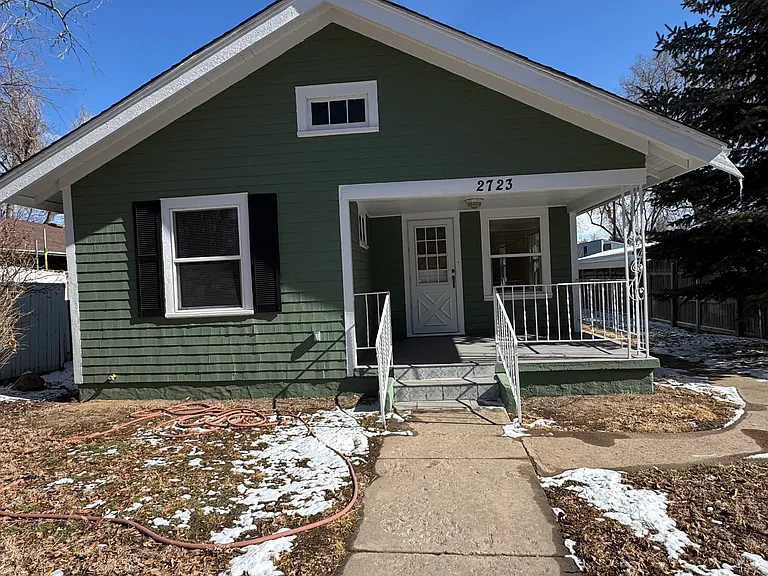 2723 Wood Ave — Photo 2
