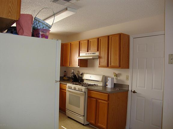 5th image of 11112 Tiverton Ct