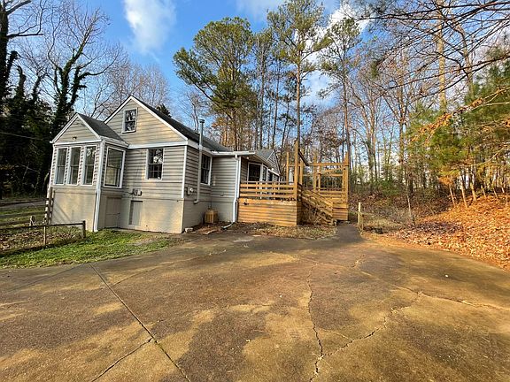 2nd image of 135 Kimbrell Ln