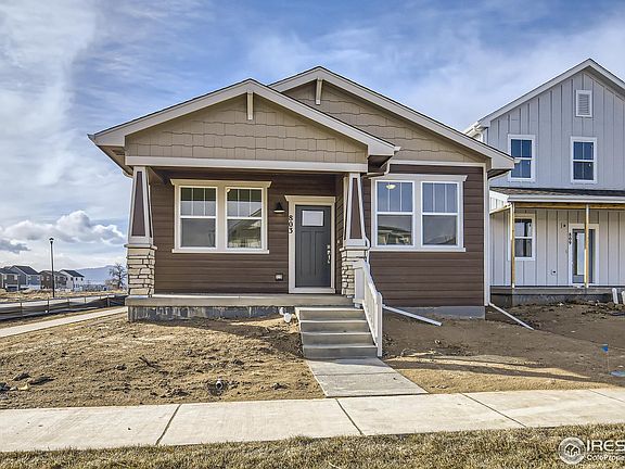 2nd image of 803 Emmerson Blvd