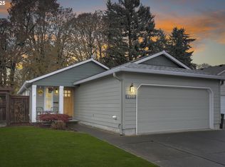 59001 Elizabeth Ln, Saint Helens, OR 97051