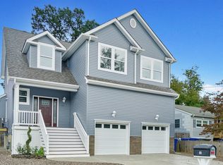 65 Sea Breeze Rd, Toms River, NJ 08753