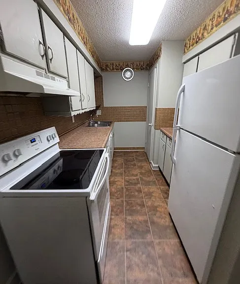 3105 Heritage Dr #6 — Photo 2