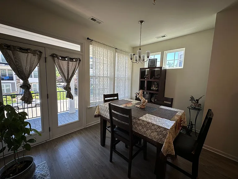1574 Green Hill St — Photo 17
