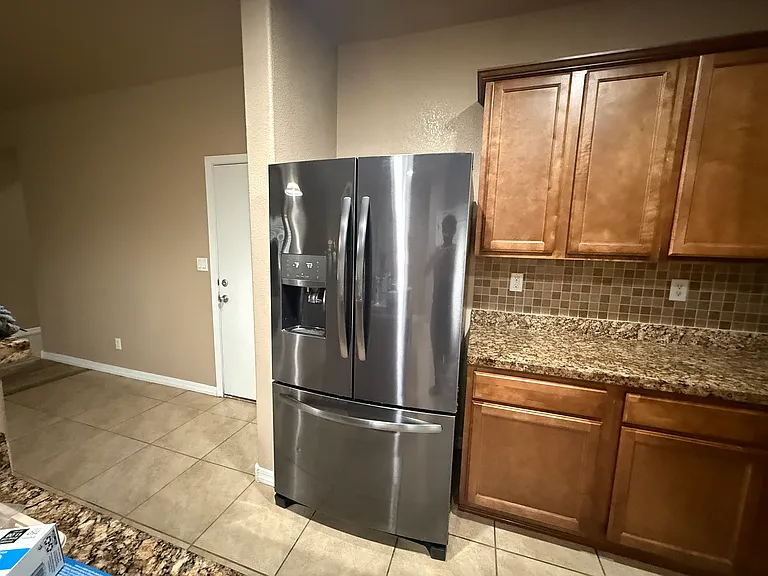 1821 Chisholm Trl NE — Photo 8