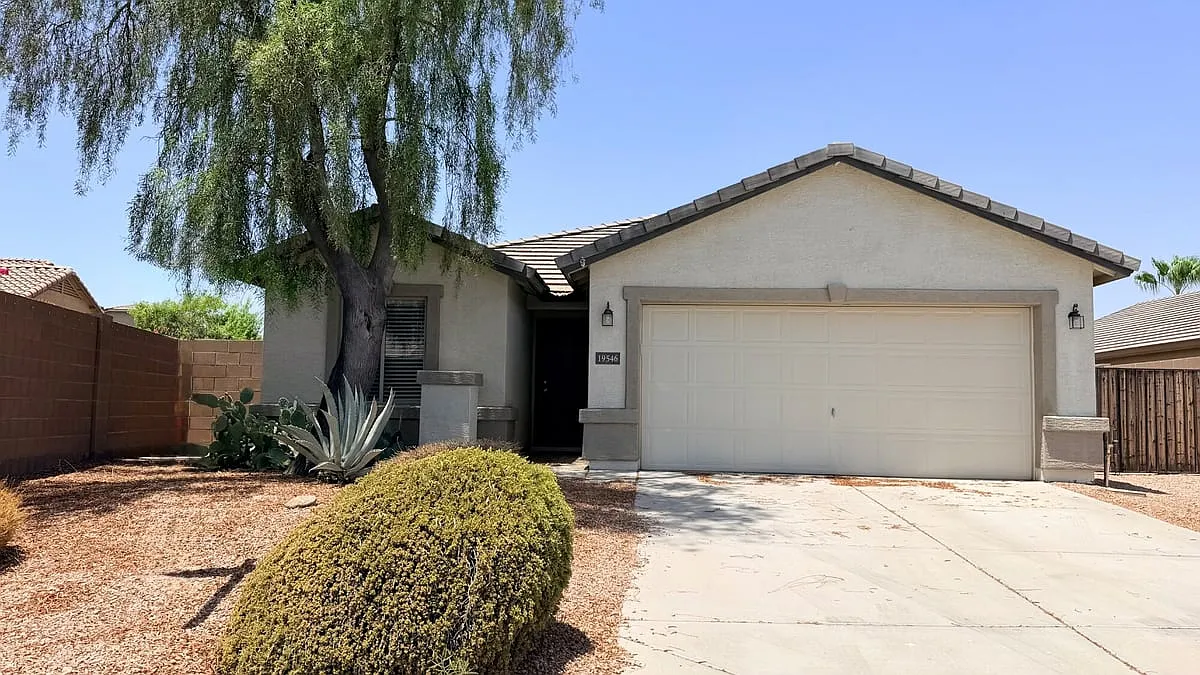 19546 North Krupps Court — Photo 1