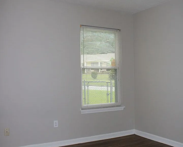 3726 Crest Dr — Photo 22