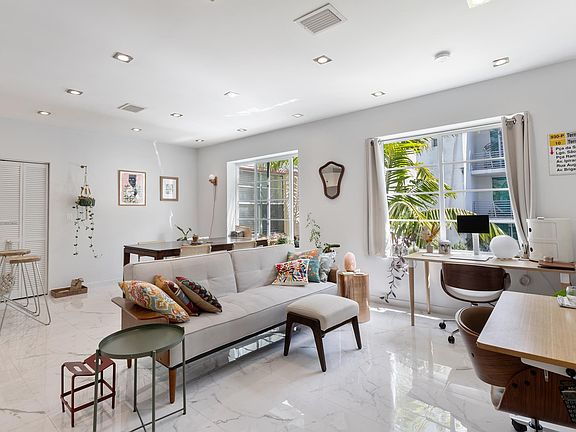 3rd image of 1460 Ocean Dr #506