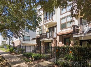 2811 Clay St, Houston, TX 77003