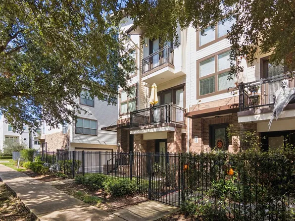 2811 Clay St, Houston, TX 77003