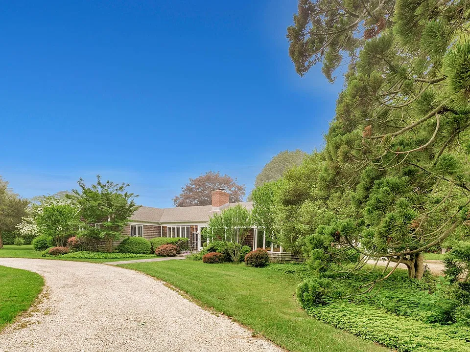 49 Georgica Rd