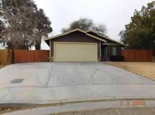 829 Charles Ct, Ridgecrest, CA 93555