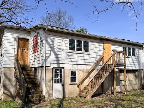 4th image of 291 Baird Rd