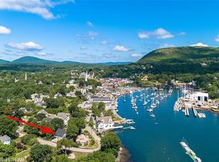 7 Bay Rd, Camden, ME 04843