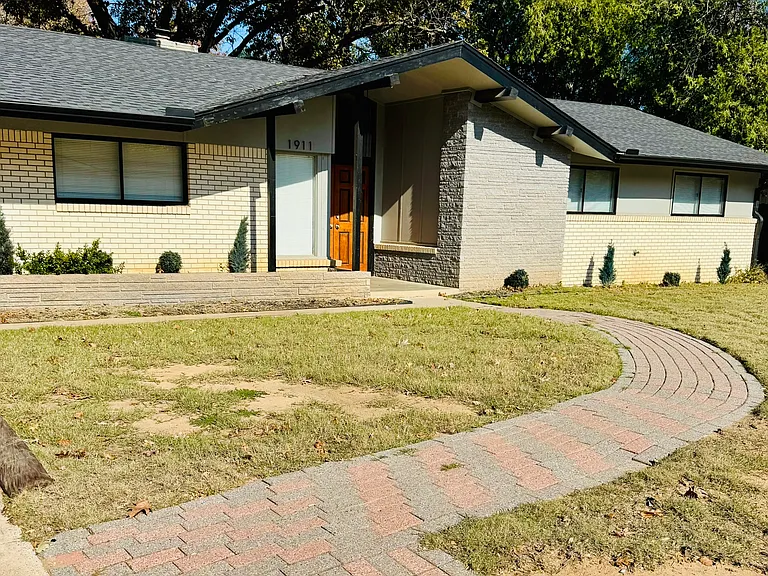 1911 Westbrooke Ter — Photo 14