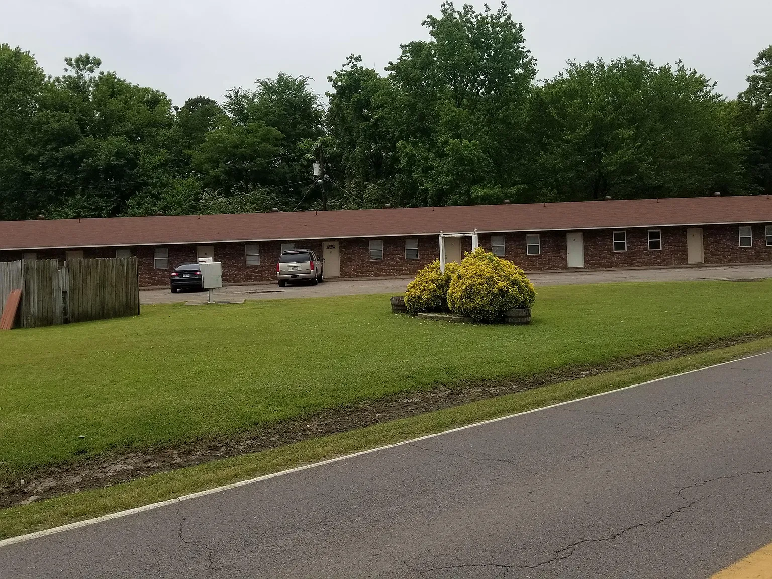 915 N Harmony Rd, Clarksville, AR - 17 — Photo 3