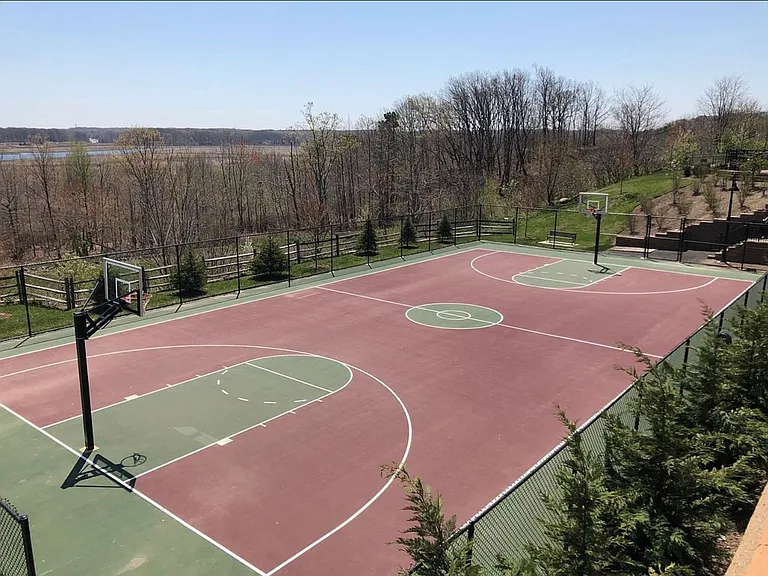 31 Woodlake Dr — Photo 17