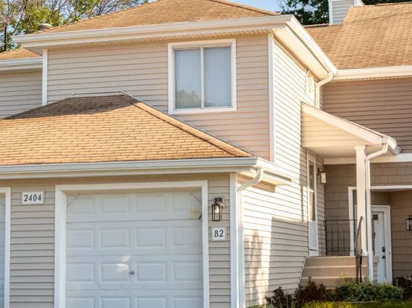 2404 Danbury Dr APT B2, Woodridge, IL 60517