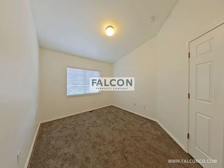 3851 Josephine Hts — Photo 11