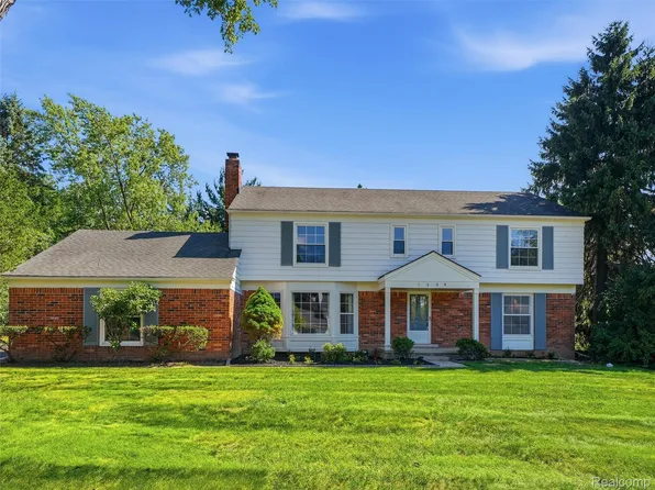 1609 Cider Mill Rd, Bloomfield Hills, MI 48302