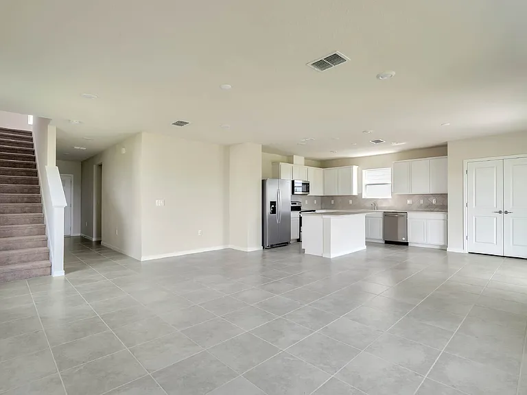 7750 Syracuse Dr — Photo 4