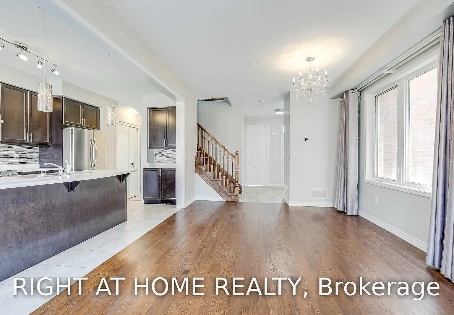 4 bed, $3,250 — Photo 2