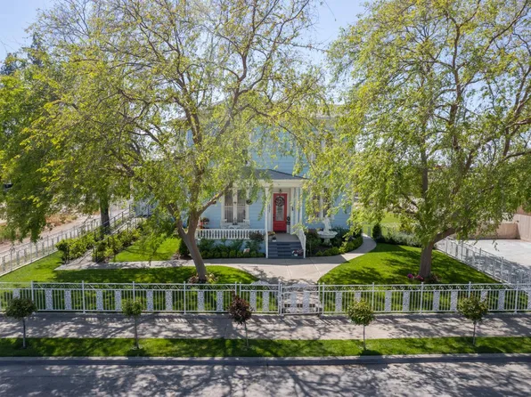 1927 Young St, Selma, CA 93662