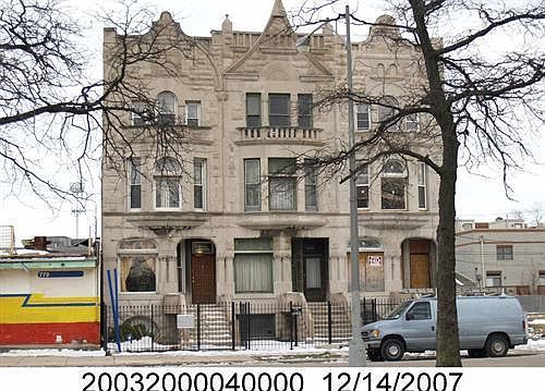 1st image of 3915 S King Dr