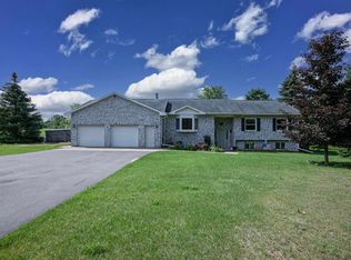 E1923 Crystal Lake Rd, Waupaca, WI 54981
