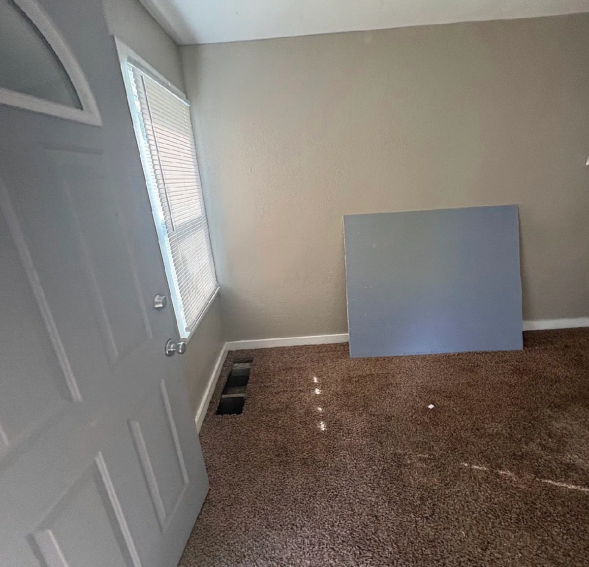 2 bed, 725 sqft, $875 — Photo 4
