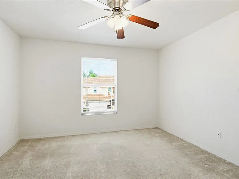 1405 Ridge Ter — Photo 20