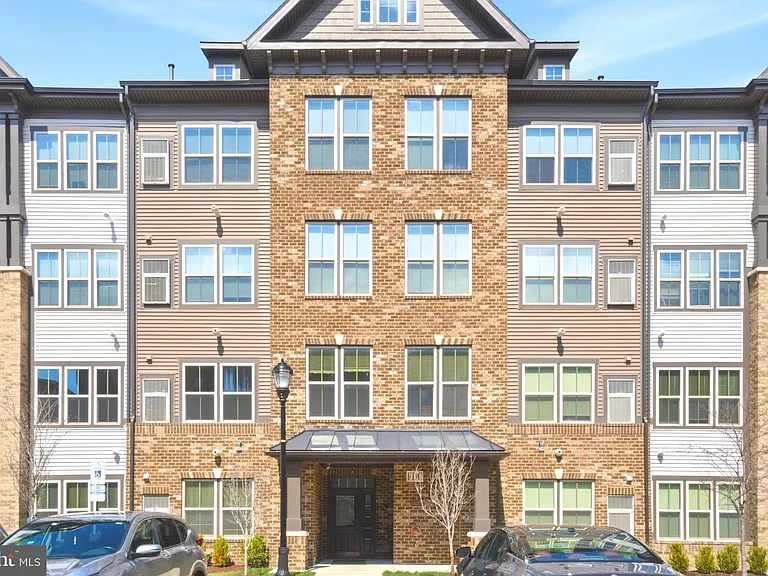 10020 Ruffian Way #A — Photo 31