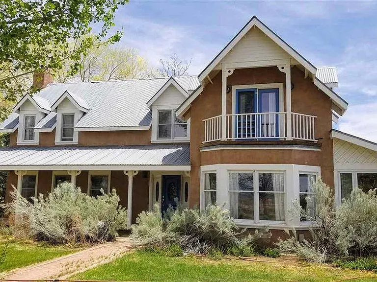Front of the house facing west