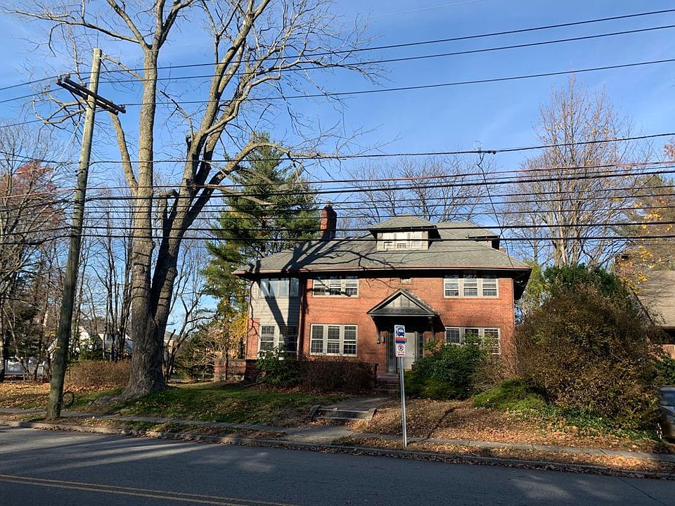 1st image of 413 W Englewood Ave