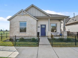 211 Pinnacle Ln, Kyle, TX 78640