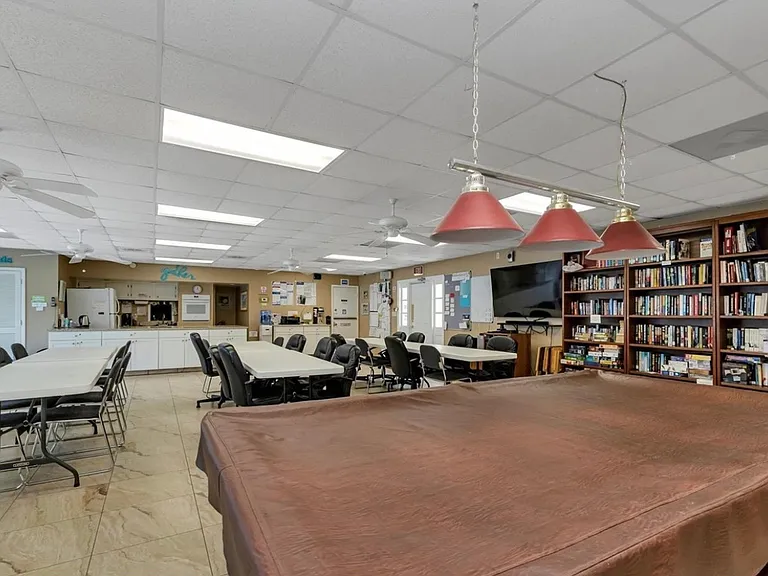 4159 Tamiami Trl #M — Photo 9
