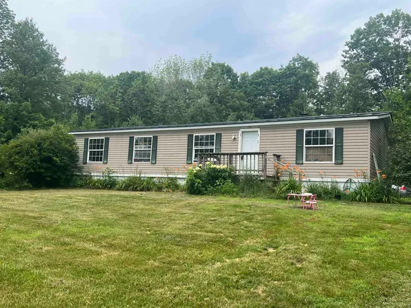328 Sand Hill Road, Newport, NH 03773