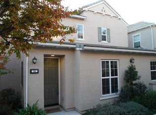 34 Villa Gardens Ct, Roseville, CA