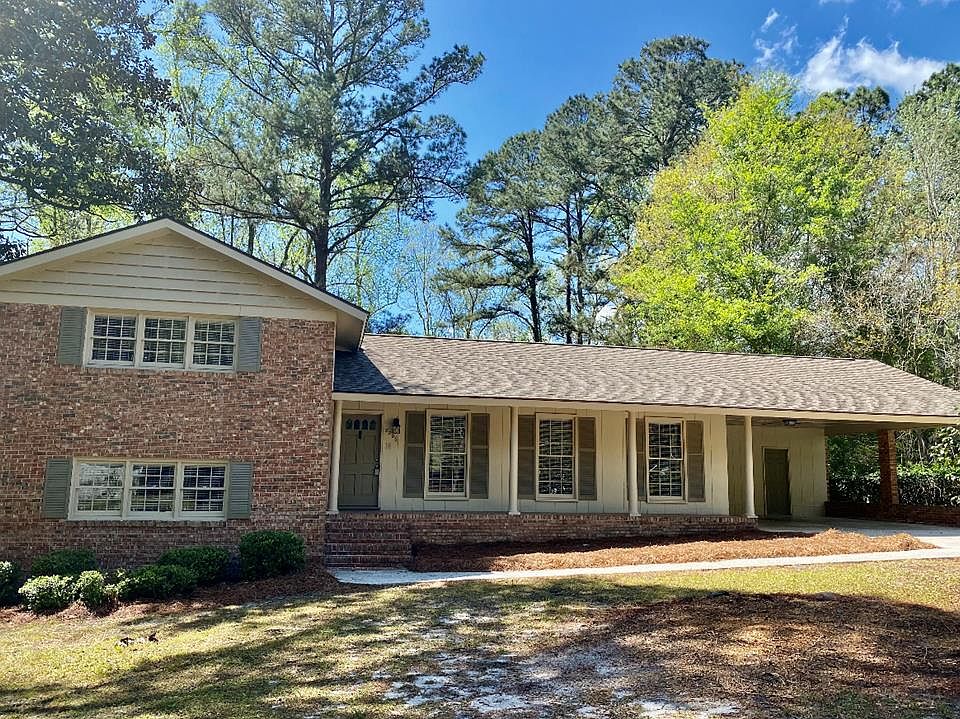 1st image of 2206 Park Ln