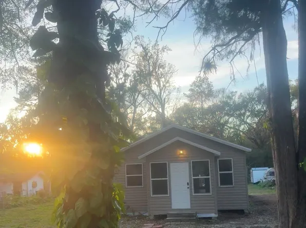 8495 Hillcrest Dr, Brooksville, FL 34601