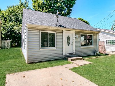 908 Hayes Ave, Willoughby, OH, 44094