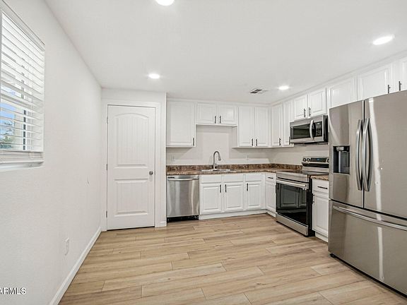 4th image of 6649 W CYPRESS Street