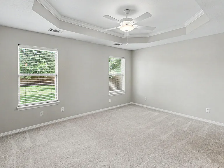 10718 Fairview Dr — Photo 9