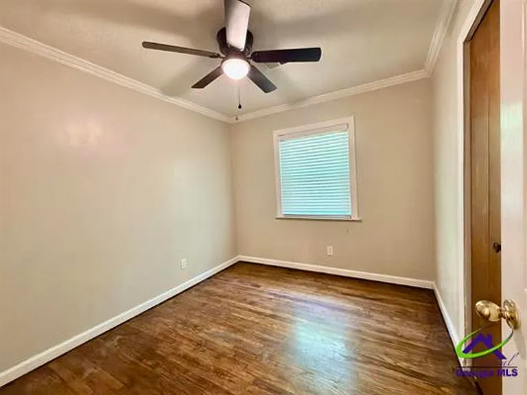 111 Marilyn Dr — Photo 13