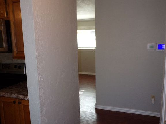 3rd image of 501 NW 61st St