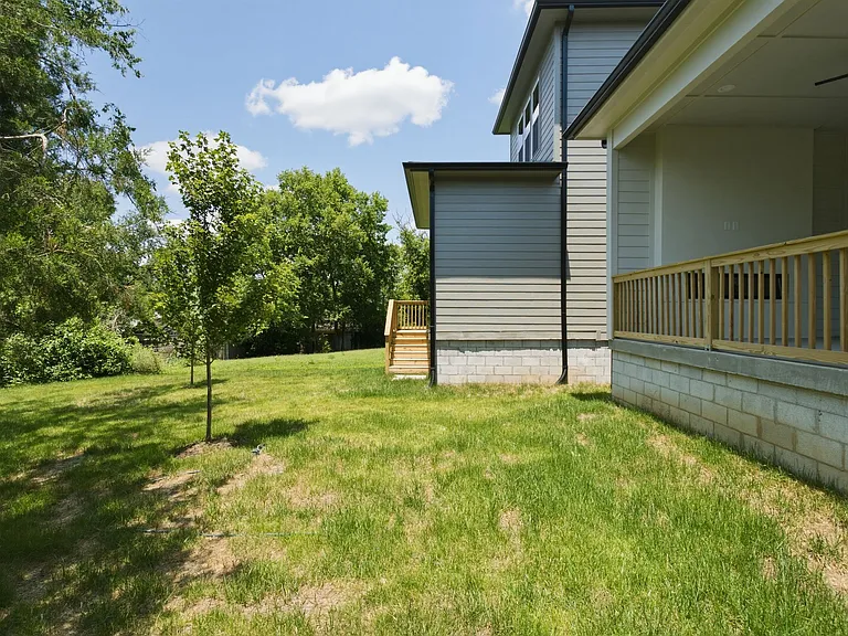 731 Croley Dr #A — Photo 32