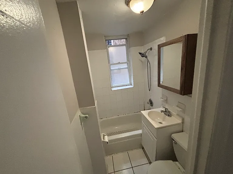 5304 Palisade Ave #201B — Photo 4
