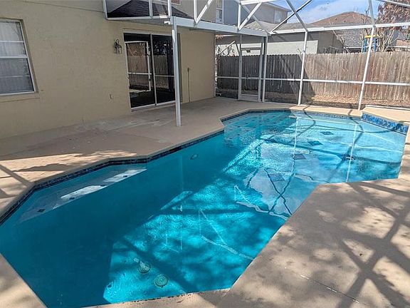 4th image of 433 Eastbridge Dr