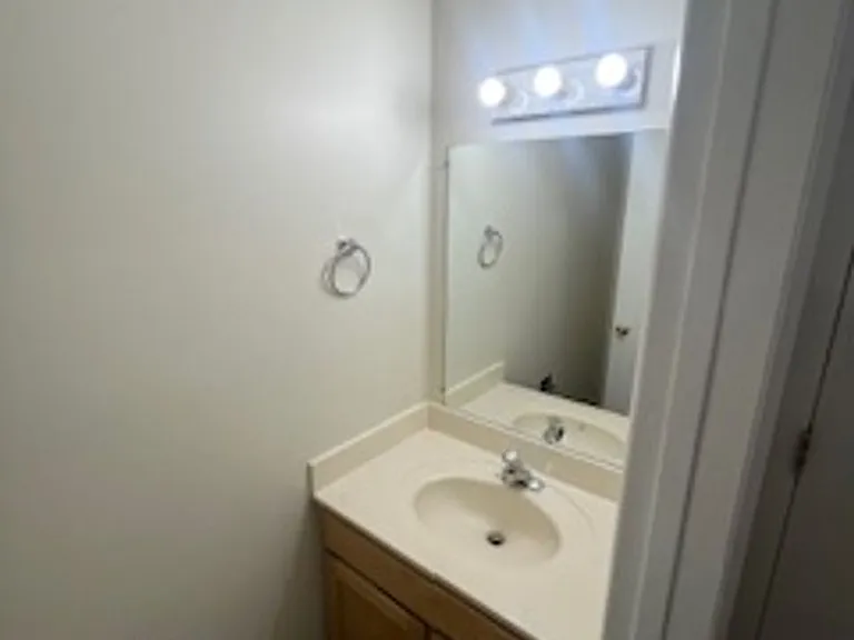Price Drop! Charming 3 Bed 2.5 Bath Townhome! *6-Month Leases Accepted!* — Photo 6